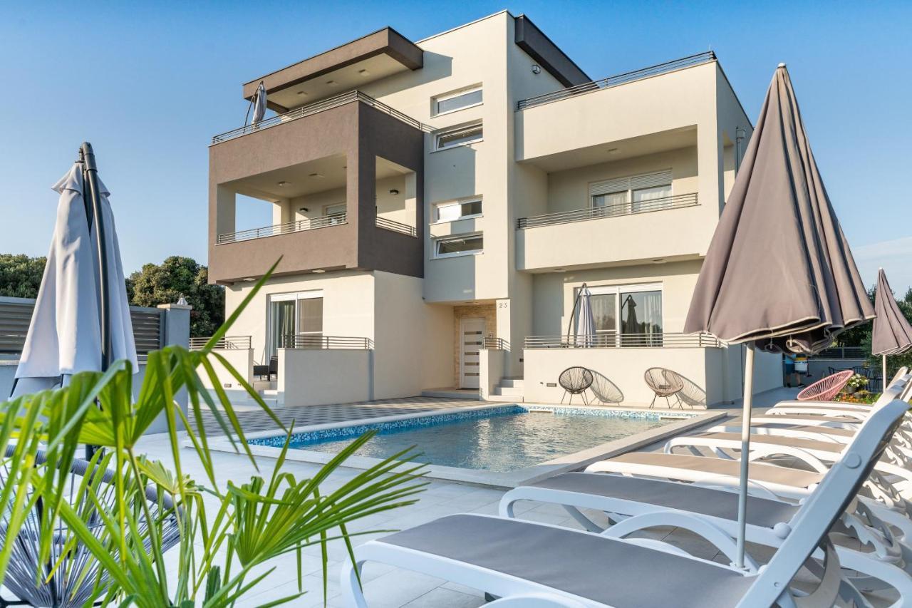 Apartments Evita Bibinje Exterior foto